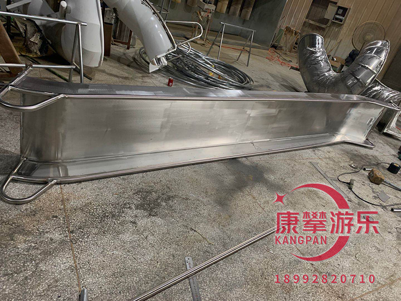 西安咸陽(yáng)游樂(lè)場(chǎng)不銹鋼定制滑梯銷(xiāo)售廠家