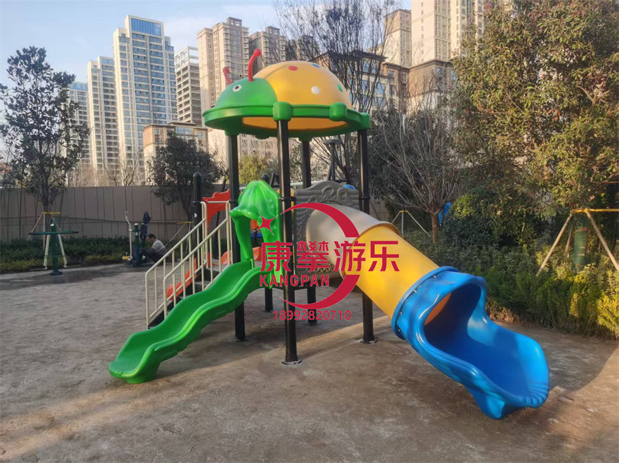 西安西三環(huán)小區(qū)戶外兒童游樂(lè)設(shè)施案例
